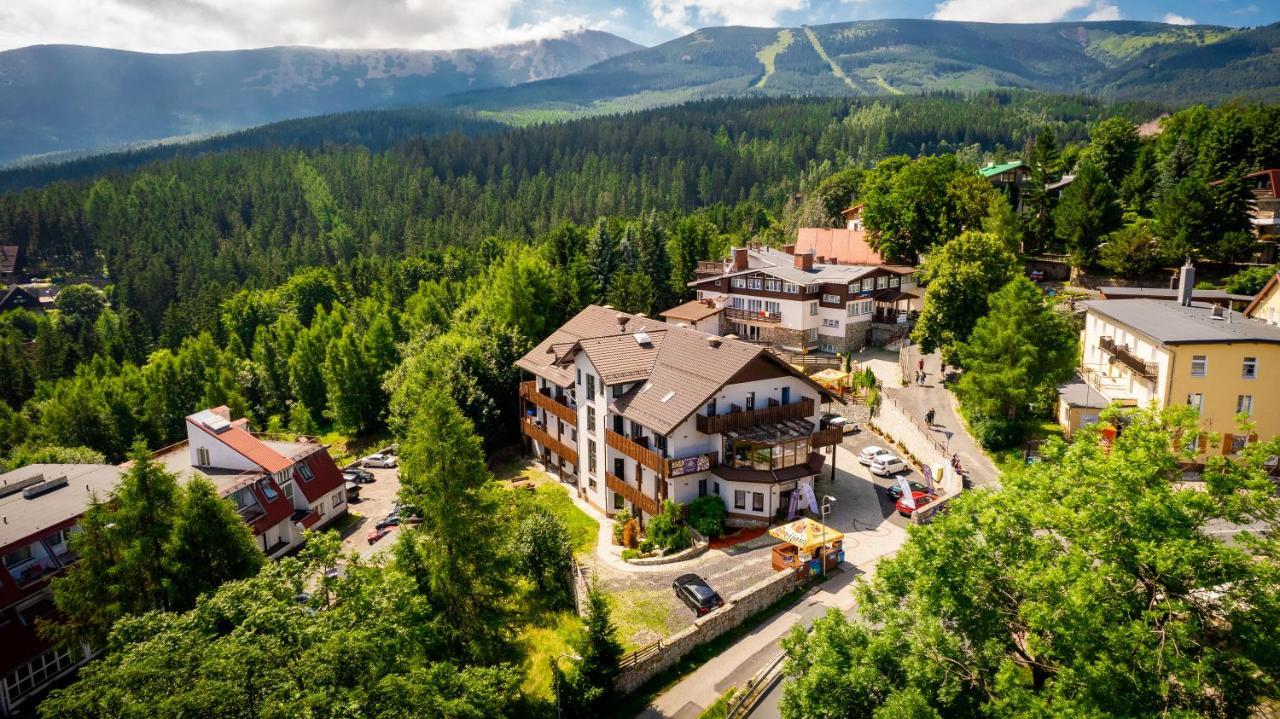 Karpacki & Spa - Blisko Wyciagu, Restauracja, Sala Zabaw, Bar 24H (Adults Only) カルパッチ エクステリア 写真